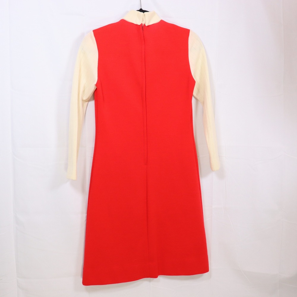 Bleeker Street Shift Dress S Red Womens Keyhole Turtleneck Vintage 60s - Picture 2 of 5